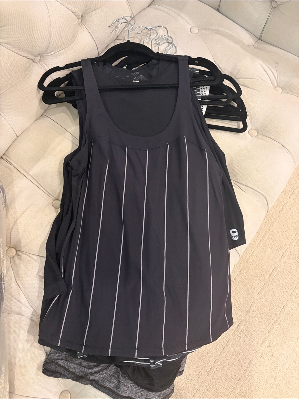 BUNDLE of 8 Lululemon tanks / SIZE 6-8